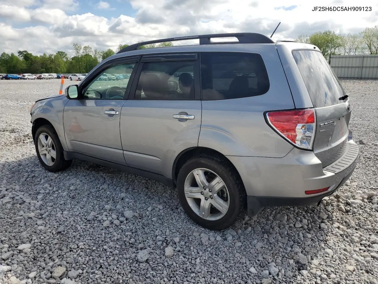 2010 Subaru Forester 2.5X Limited VIN: JF2SH6DC5AH909123 Lot: 56721635