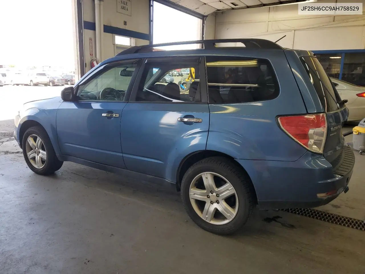 2010 Subaru Forester 2.5X Premium VIN: JF2SH6CC9AH758529 Lot: 57359445