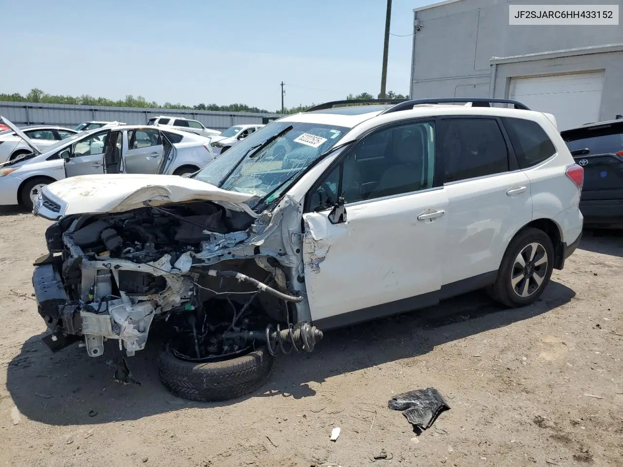 2017 Subaru Forester 2.5I Limited VIN: JF2SJARC6HH433152 Lot: 62202525