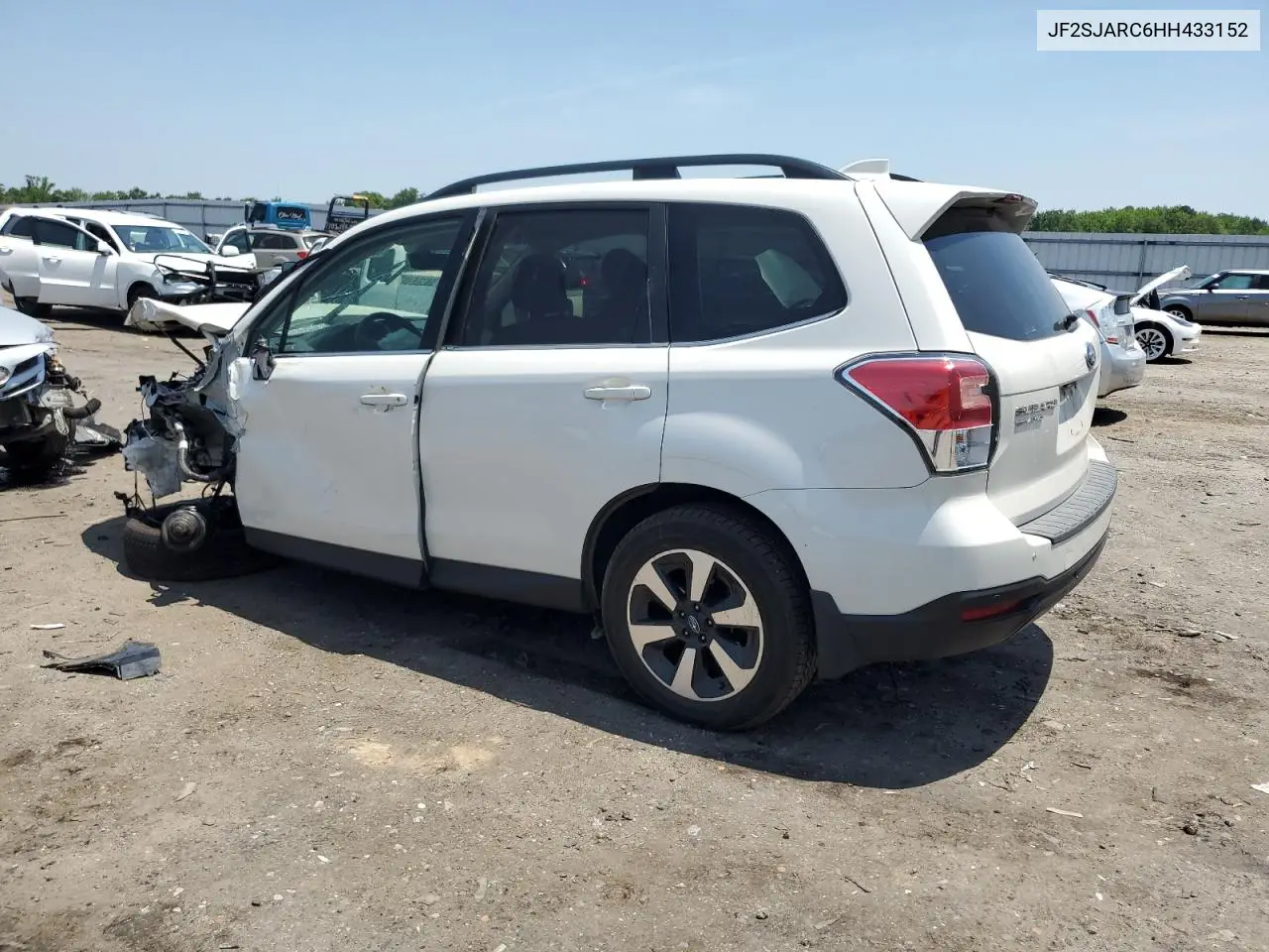 2017 Subaru Forester 2.5I Limited VIN: JF2SJARC6HH433152 Lot: 62202525