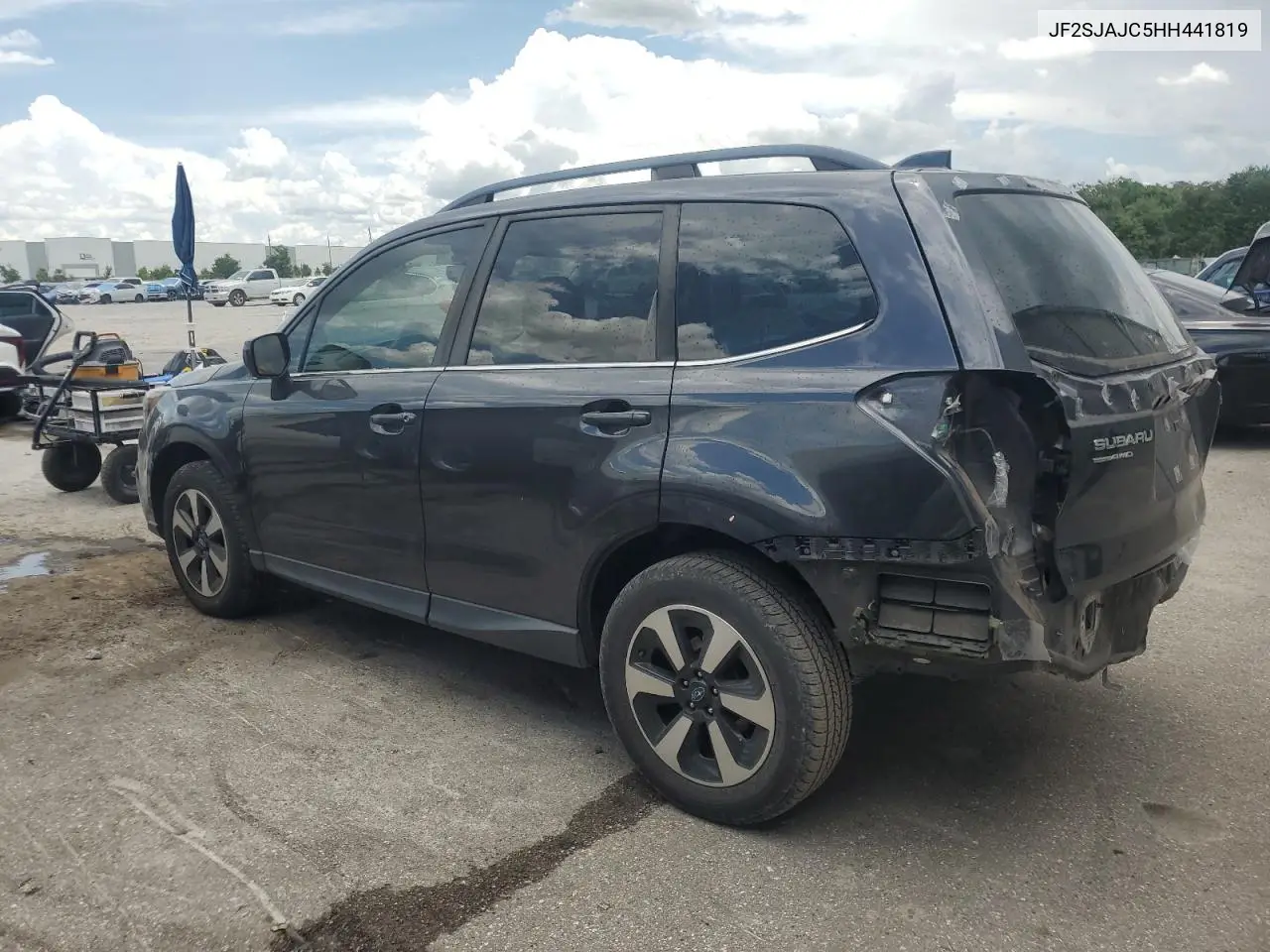 2017 Subaru Forester 2.5I Limited VIN: JF2SJAJC5HH441819 Lot: 62513115