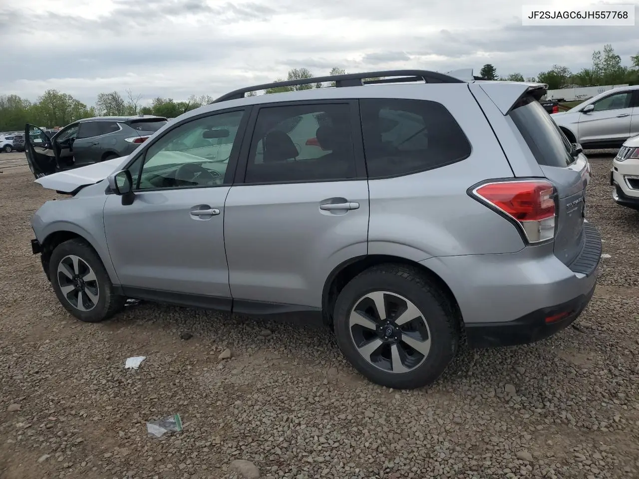 2018 Subaru Forester 2.5I Premium VIN: JF2SJAGC6JH557768 Lot: 56004015