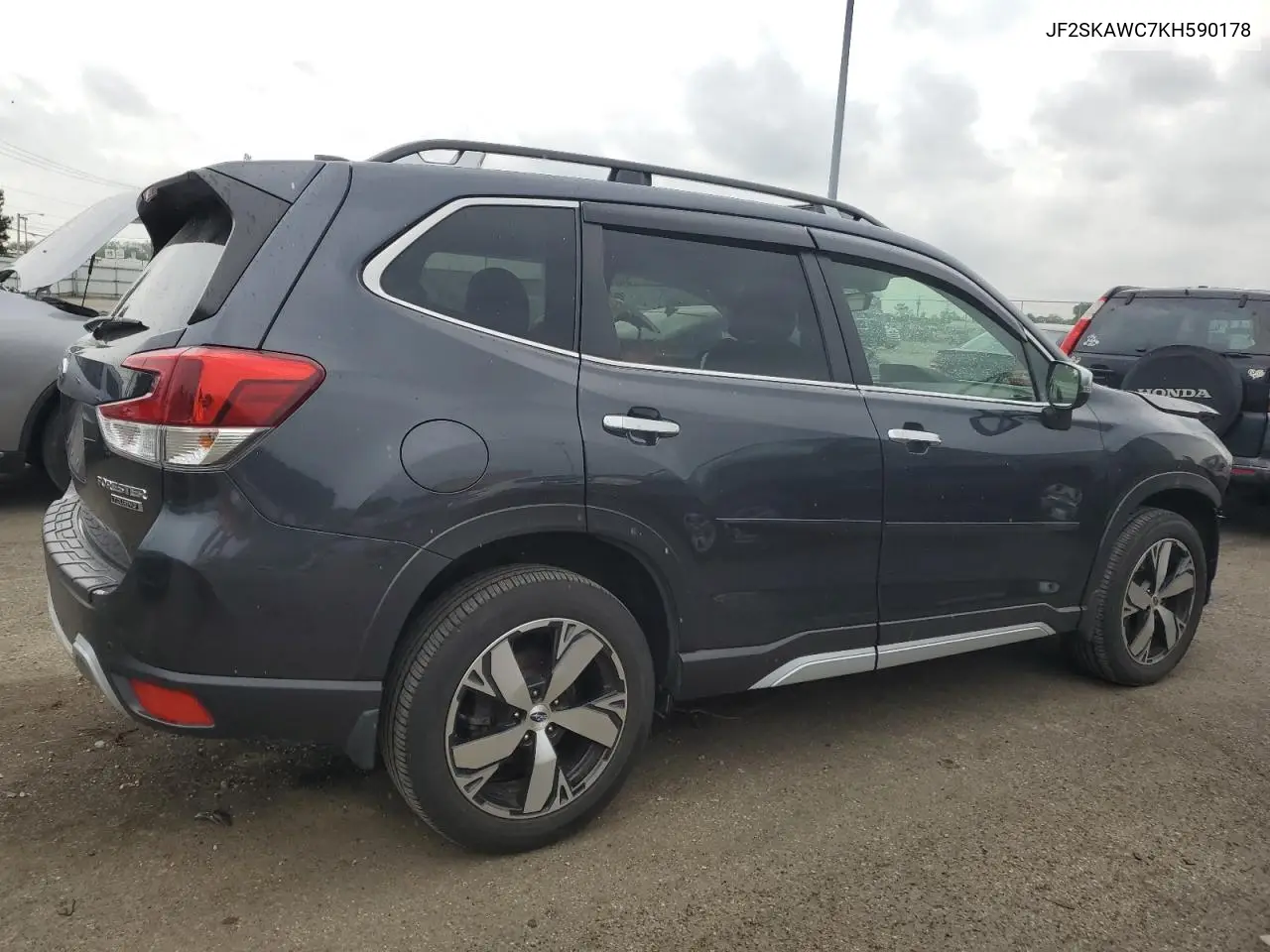 2019 Subaru Forester Touring VIN: JF2SKAWC7KH590178 Lot: 56464165