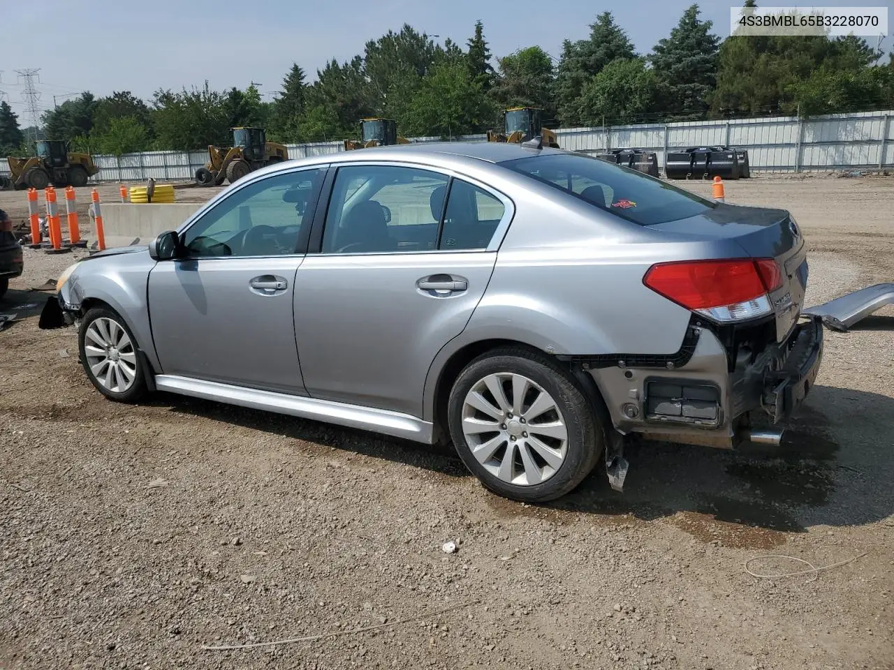 2011 Subaru Legacy 2.5I Limited VIN: 4S3BMBL65B3228070 Lot: 59597005
