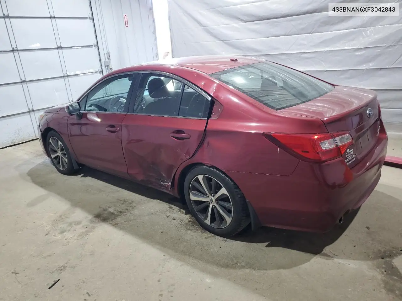 2015 Subaru Legacy 2.5I Limited VIN: 4S3BNAN6XF3042843 Lot: 62902645