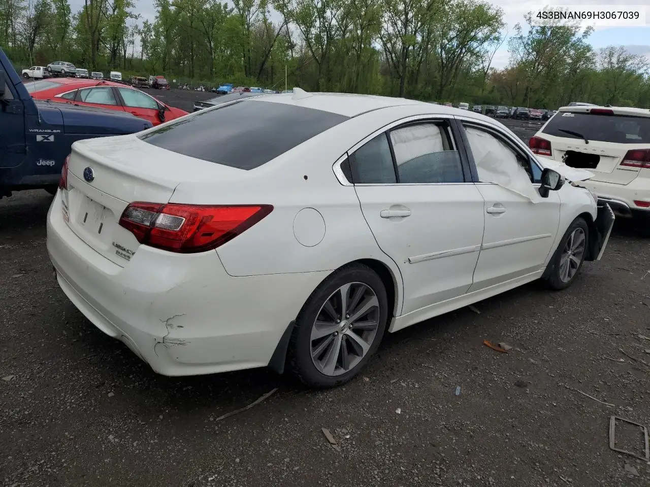 2017 Subaru Legacy 2.5I Limited VIN: 4S3BNAN69H3067039 Lot: 55984035