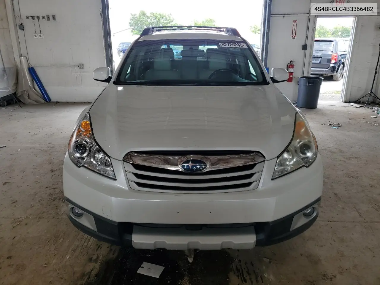 2011 Subaru Outback 2.5I Limited VIN: 4S4BRCLC4B3366482 Lot: 62739035