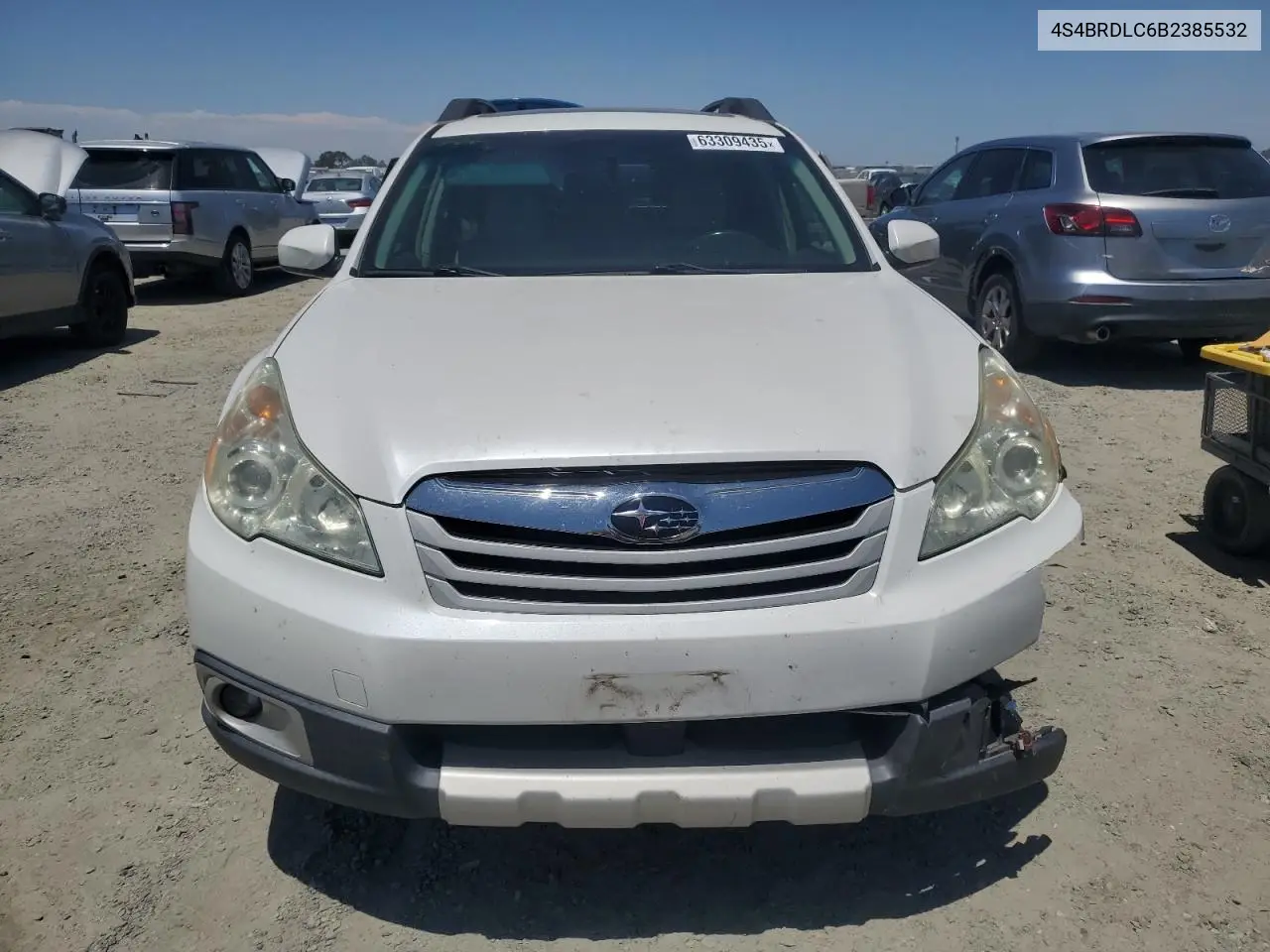2011 Subaru Outback 3.6R Limited VIN: 4S4BRDLC6B2385532 Lot: 63309435
