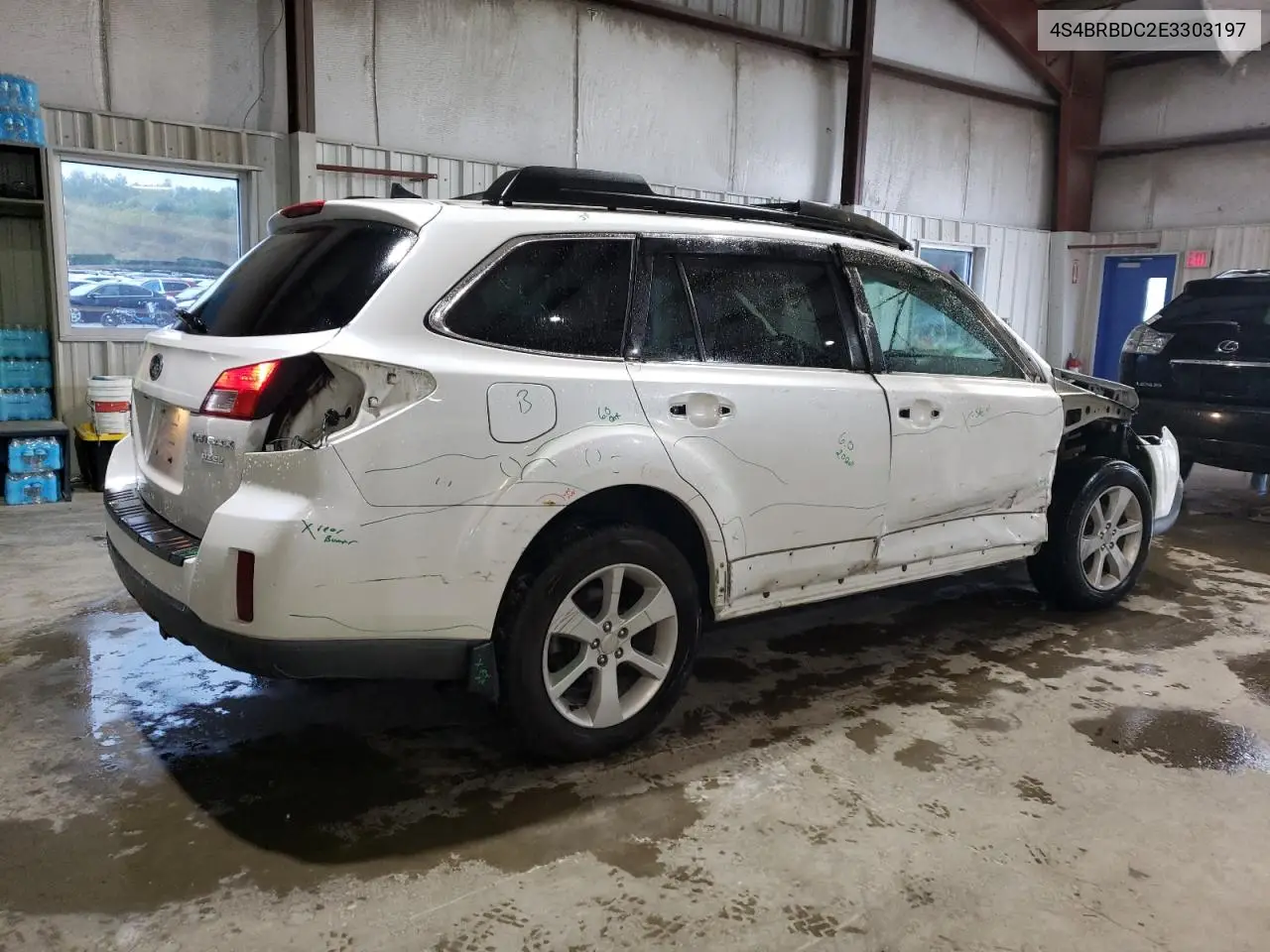 2014 Subaru Outback 2.5I Premium VIN: 4S4BRBDC2E3303197 Lot: 57981735