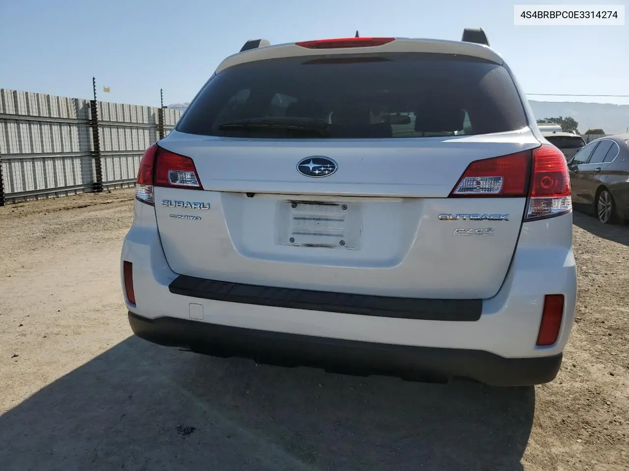2014 Subaru Outback 2.5I Limited VIN: 4S4BRBPC0E3314274 Lot: 63117695