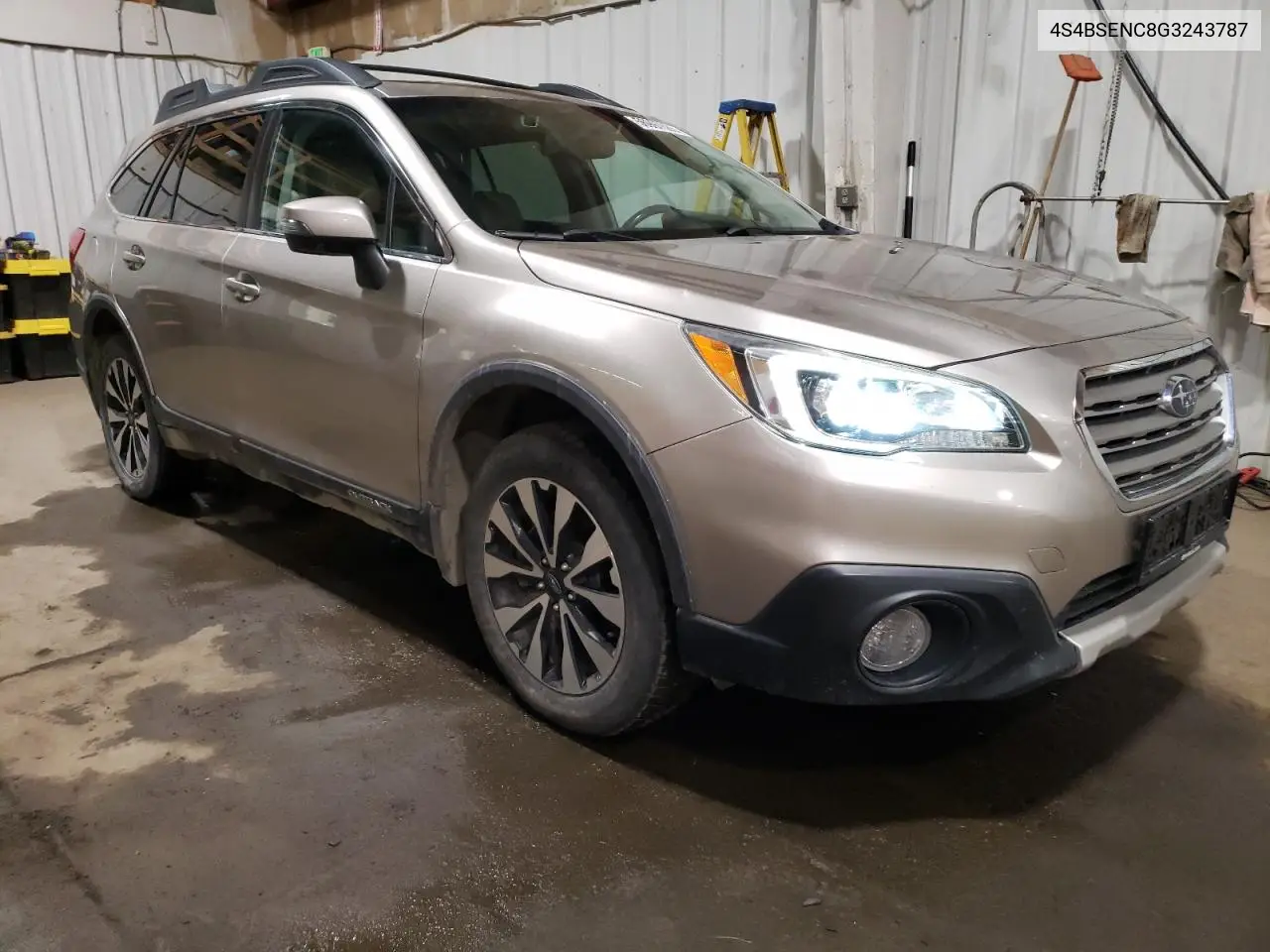 2016 Subaru Outback 3.6R Limited VIN: 4S4BSENC8G3243787 Lot: 56997685