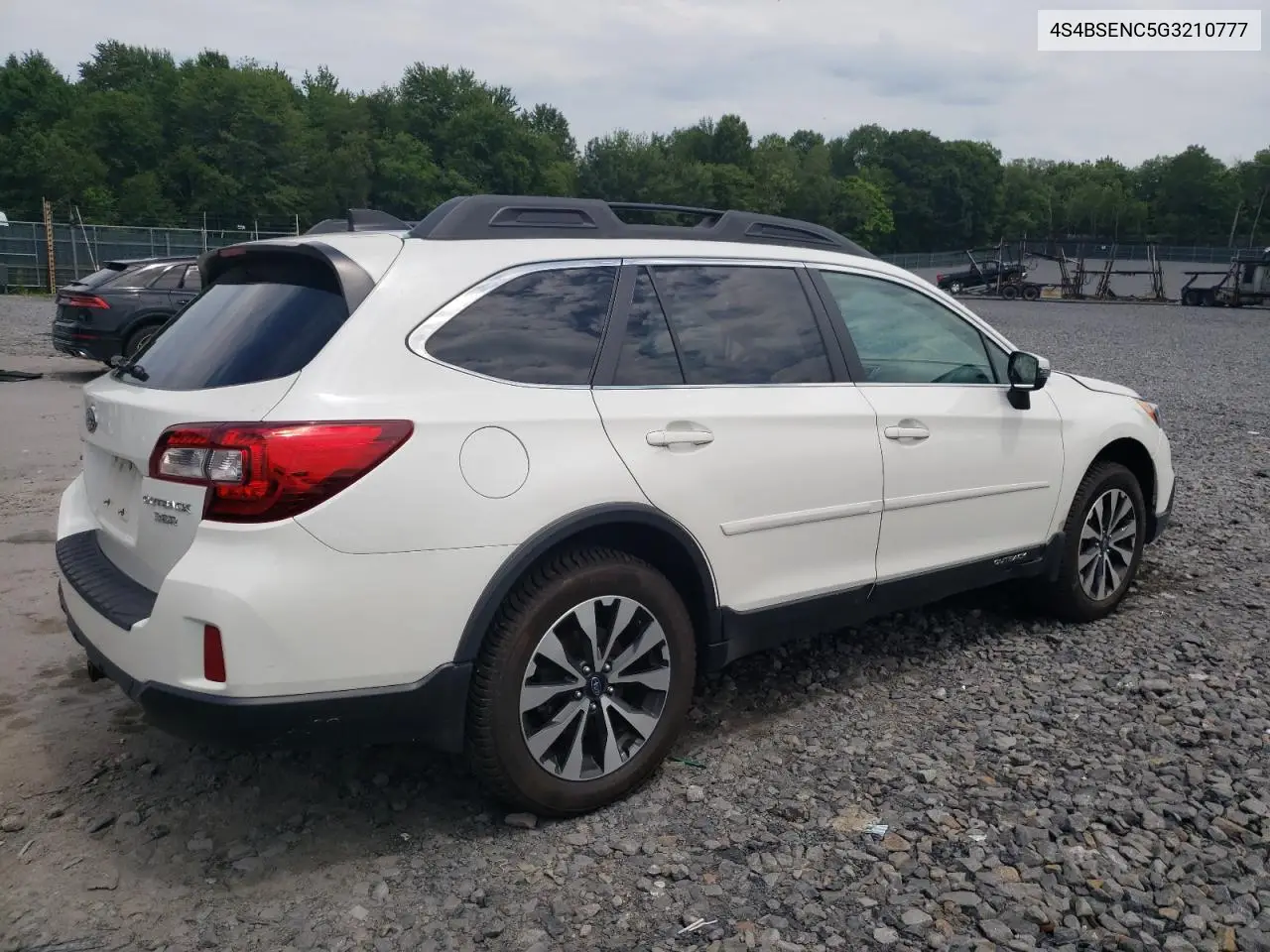 2016 Subaru Outback 3.6R Limited VIN: 4S4BSENC5G3210777 Lot: 62590525