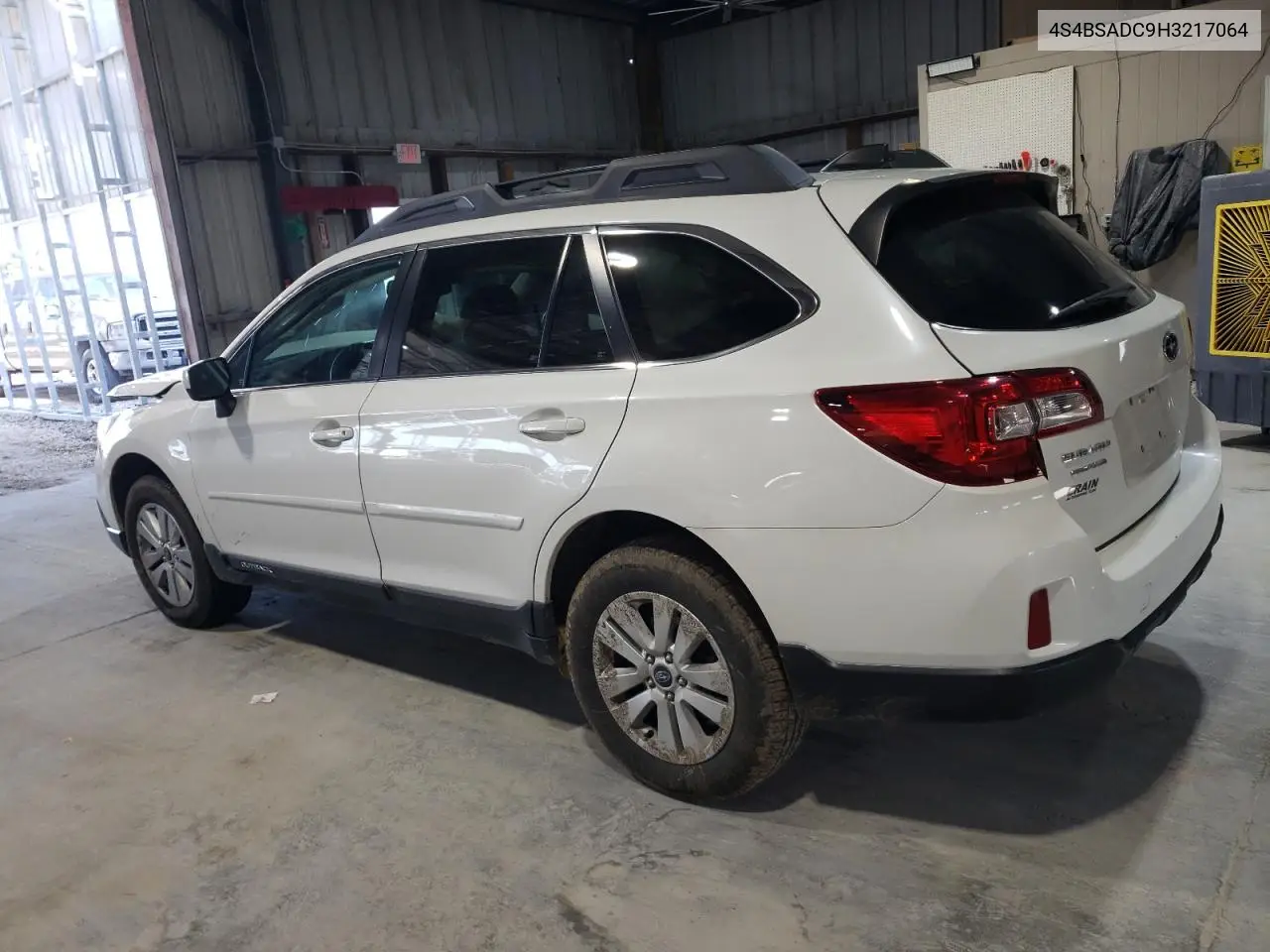 2017 Subaru Outback 2.5I Premium VIN: 4S4BSADC9H3217064 Lot: 56777195