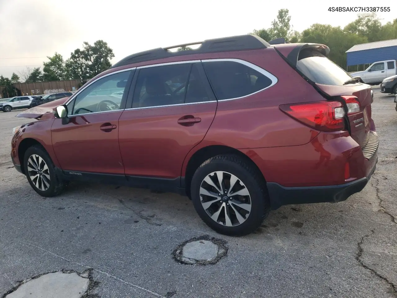 4S4BSAKC7H3387555 2017 Subaru Outback 2.5I Limited