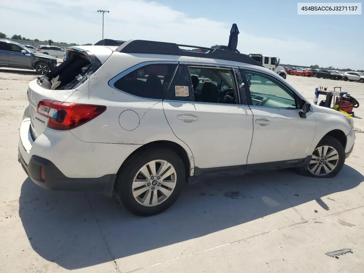 2018 Subaru Outback 2.5I Premium VIN: 4S4BSACC6J3271137 Lot: 56866585