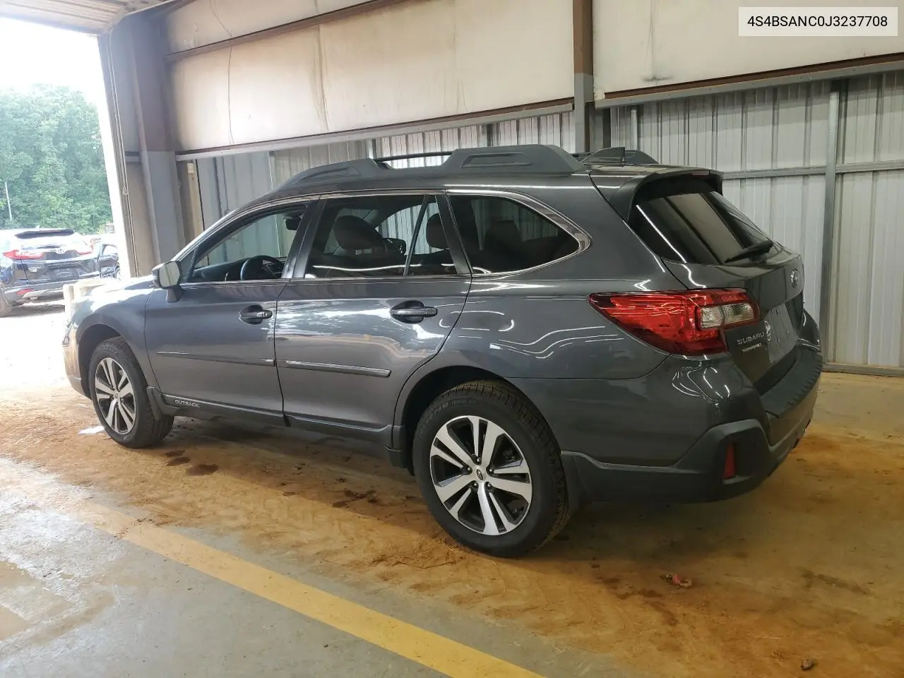 2018 Subaru Outback 2.5I Limited VIN: 4S4BSANC0J3237708 Lot: 63428315