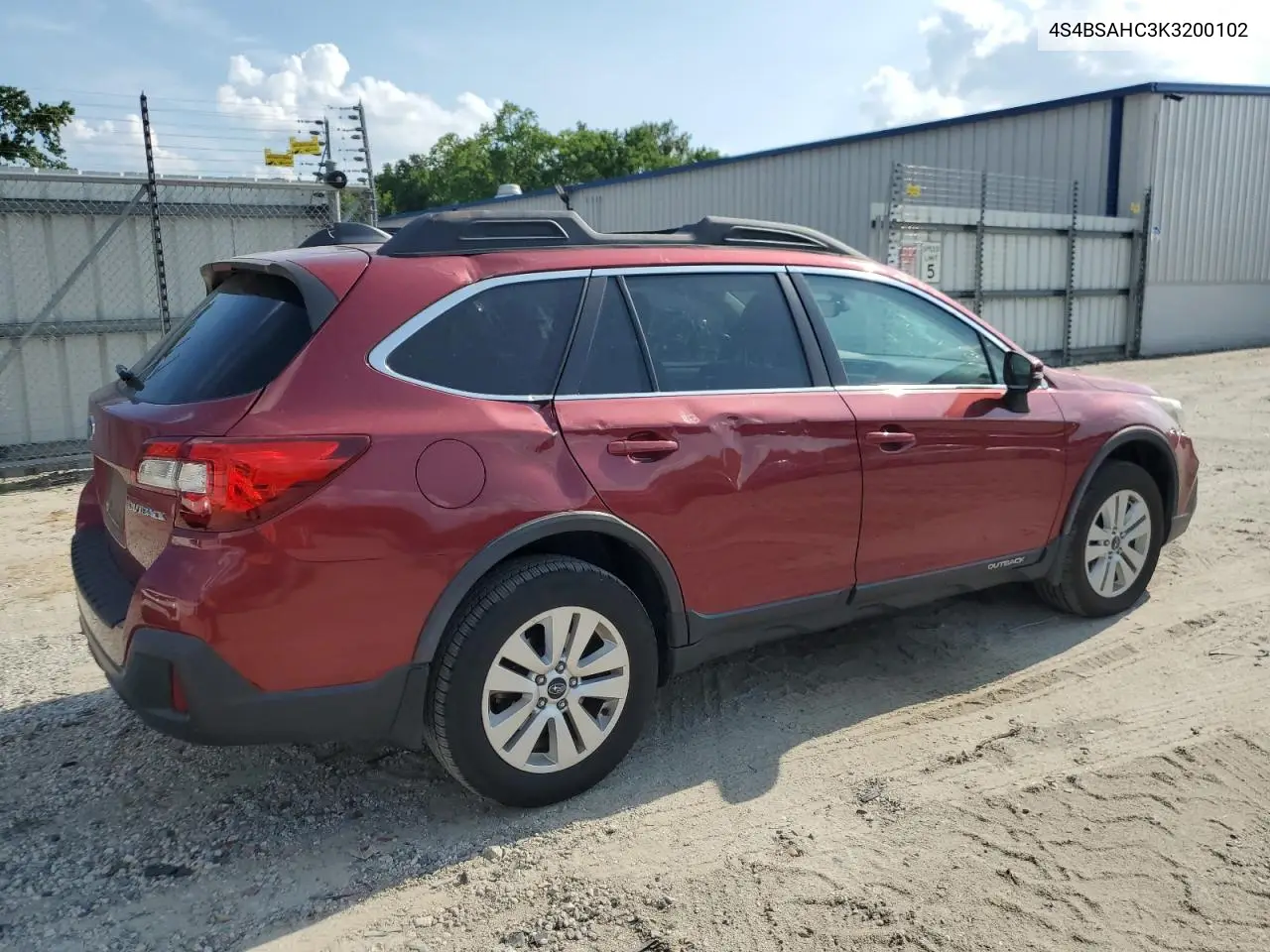 2019 Subaru Outback 2.5I Premium VIN: 4S4BSAHC3K3200102 Lot: 62743115