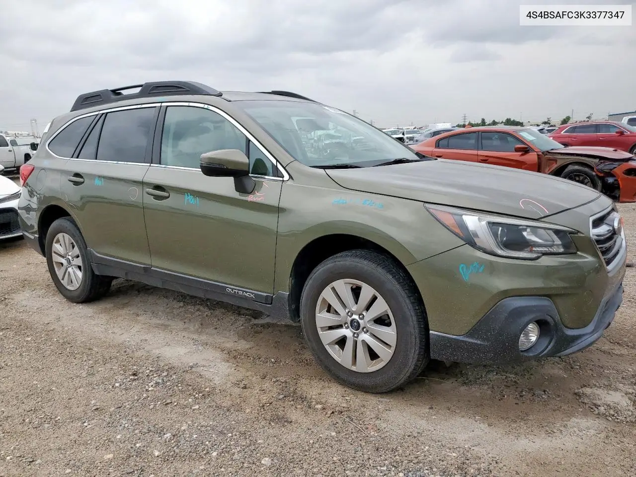 2019 Subaru Outback 2.5I Premium VIN: 4S4BSAFC3K3377347 Lot: 62818245