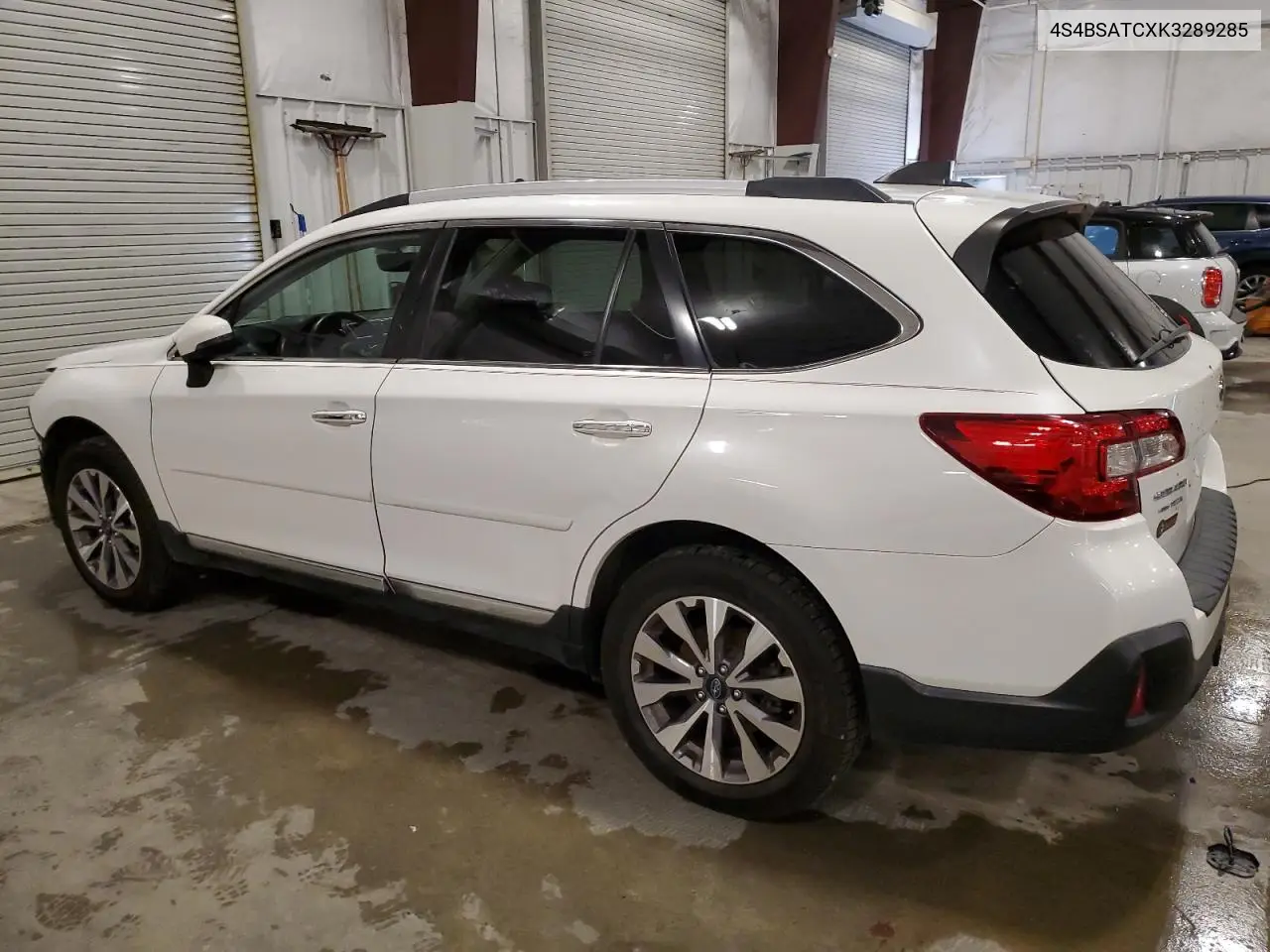 2019 Subaru Outback Touring VIN: 4S4BSATCXK3289285 Lot: 62927975
