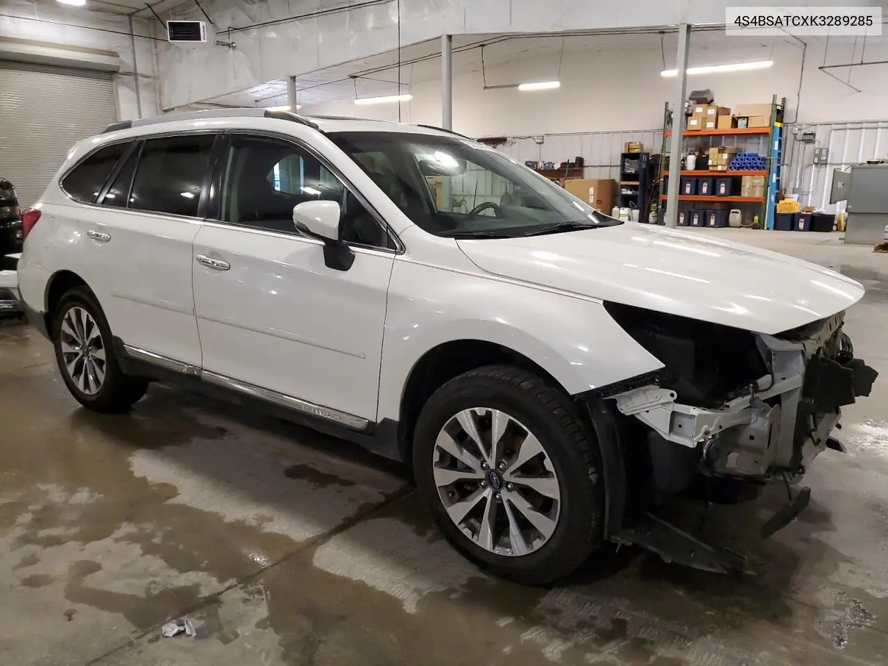 2019 Subaru Outback Touring VIN: 4S4BSATCXK3289285 Lot: 62927975