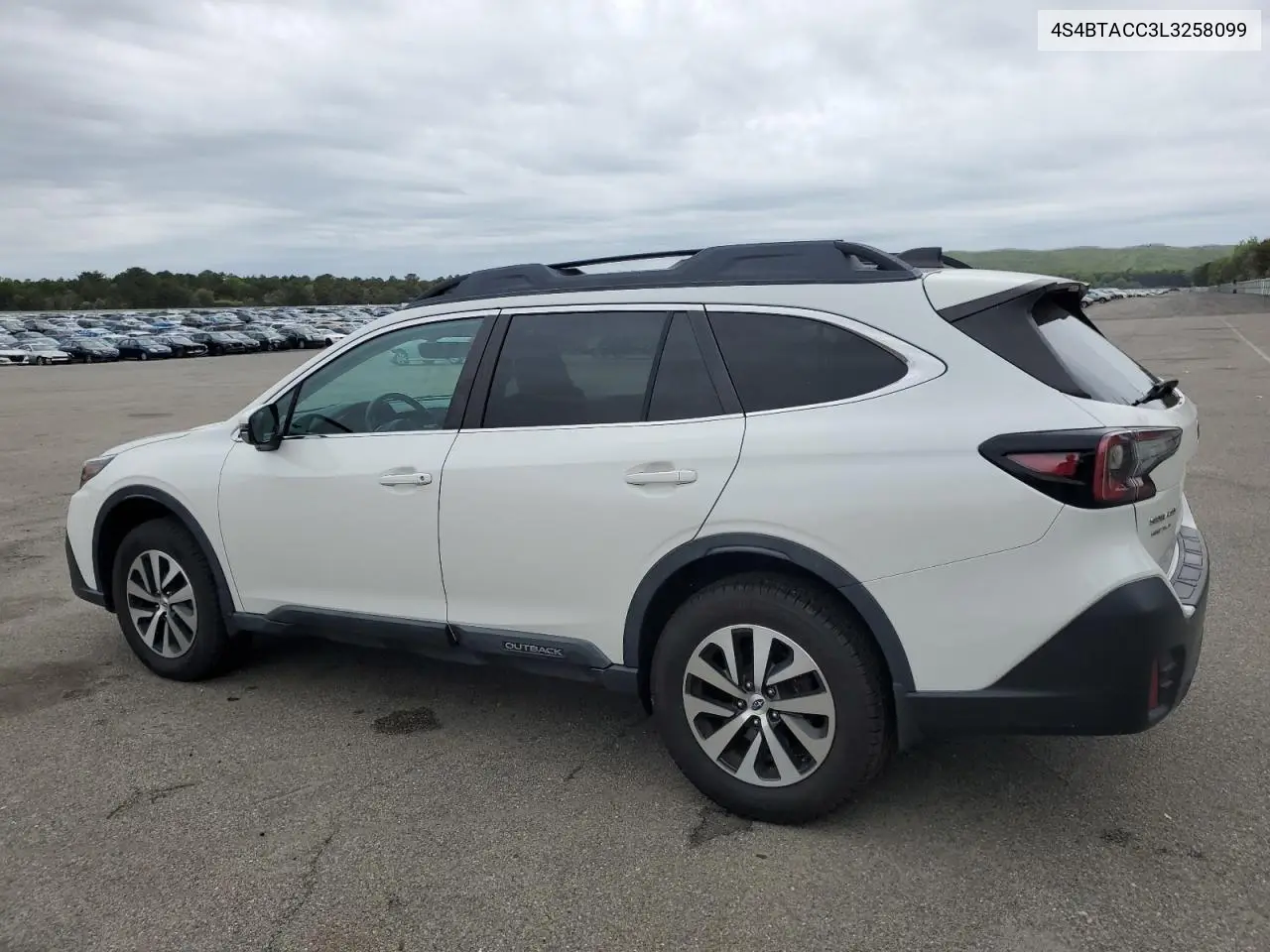 2020 Subaru Outback Premium VIN: 4S4BTACC3L3258099 Lot: 56670615