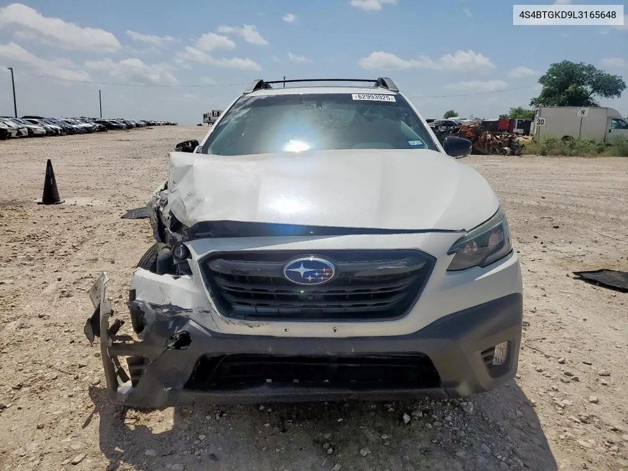 4S4BTGKD9L3165648 2020 Subaru Outback Onyx Edition Xt