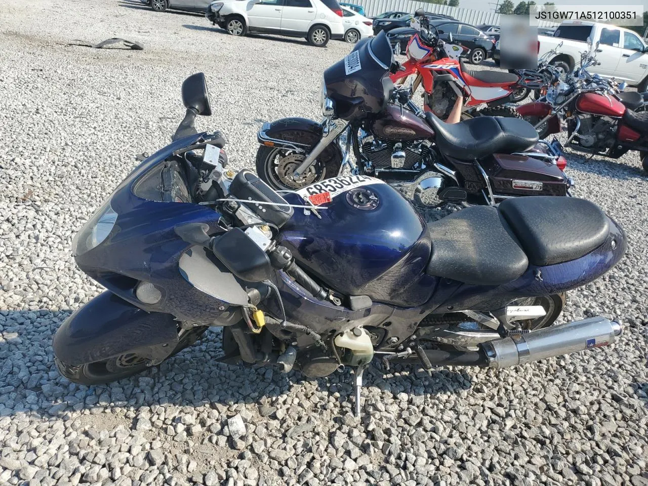 2001 Suzuki Gsx1300 R VIN: JS1GW71A512100351 Lot: 68536224