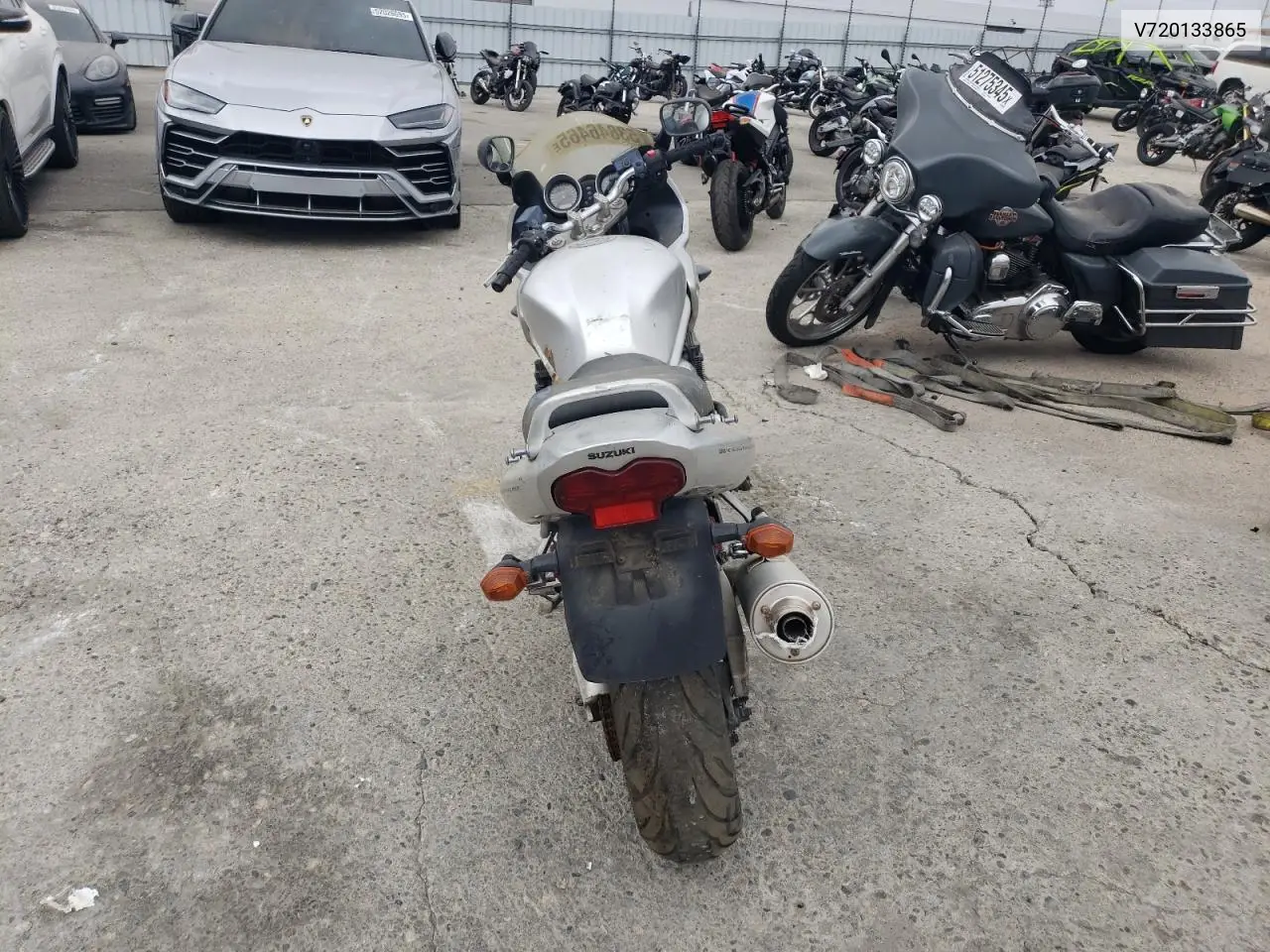 2002 Suzuki Gsf1200 Base VIN: JS1GV77A522102774 Lot: 53846465