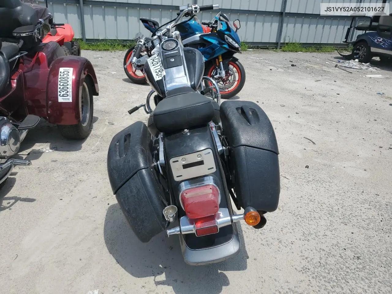 2005 Suzuki C90 VIN: JS1VY52A052101627 Lot: 64261195