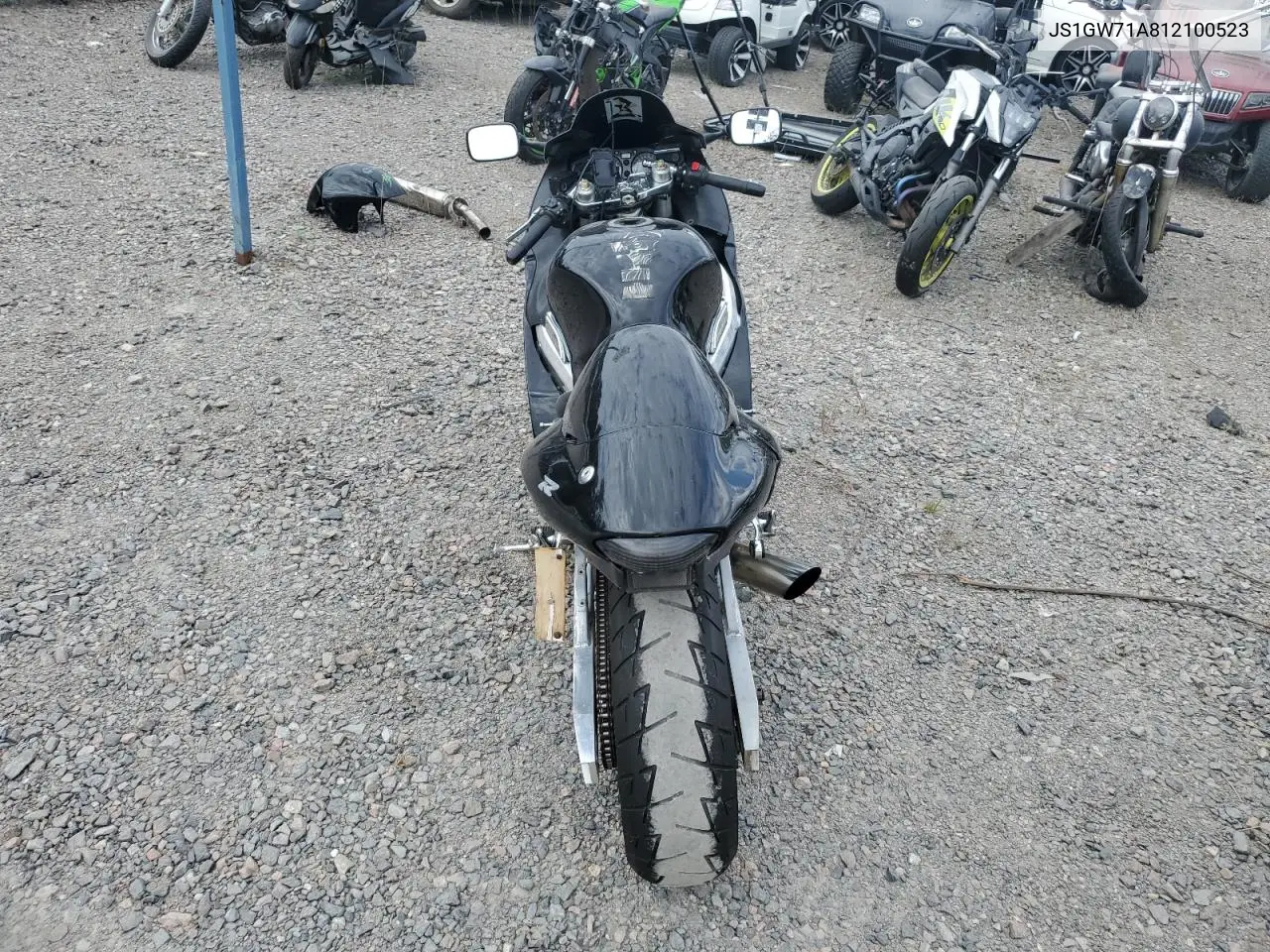 2001 Suzuki Gsx1300 R VIN: JS1GW71A812100523 Lot: 55015505