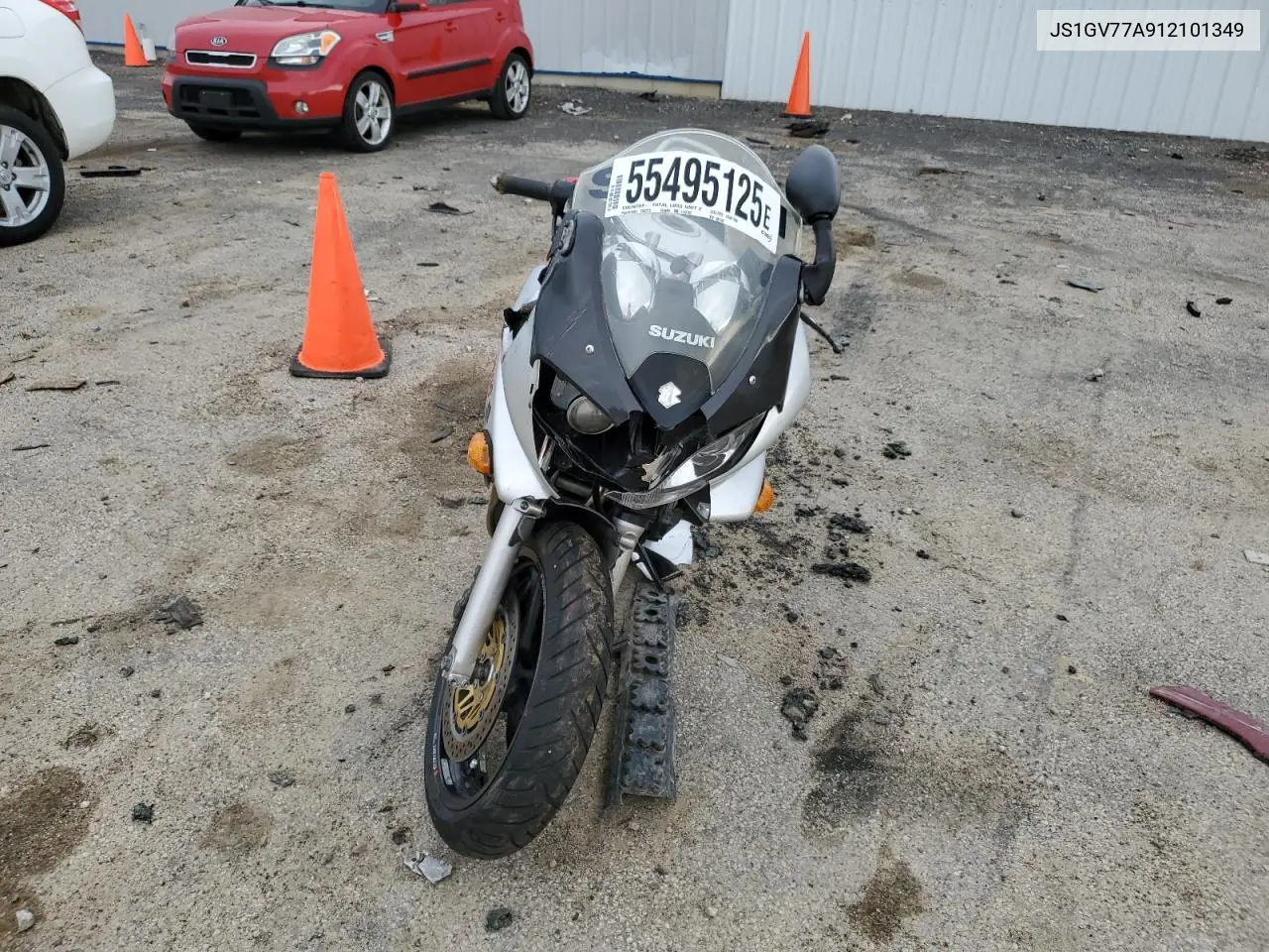 2001 Suzuki Gsf1200 Base VIN: JS1GV77A912101349 Lot: 55495125