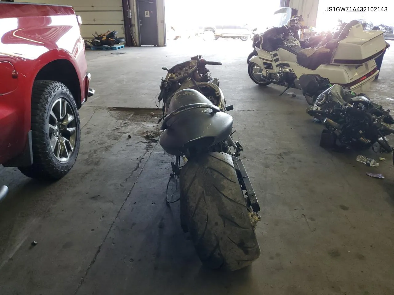 2003 Suzuki Gsx1300 R VIN: JS1GW71A432102143 Lot: 69879684