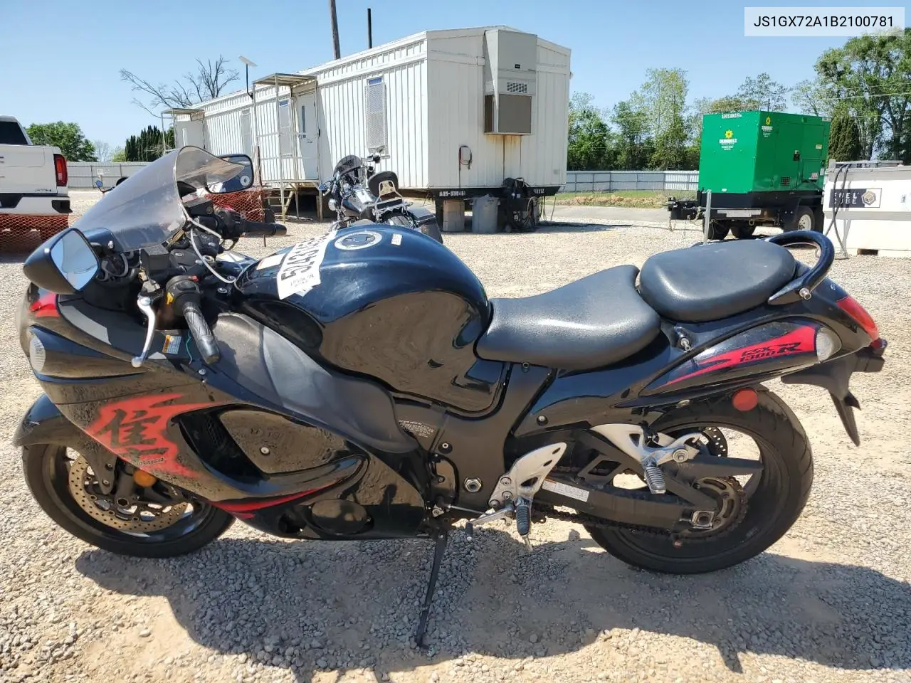 2011 Suzuki Gsx1300 R VIN: JS1GX72A1B2100781 Lot: 52431455