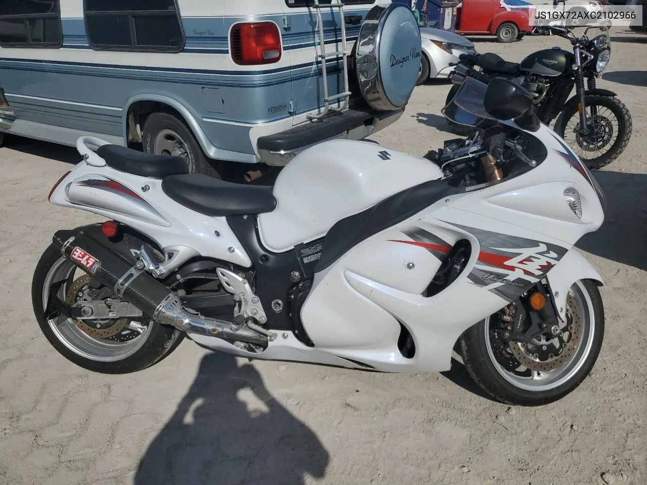 2012 Suzuki Gsx1300 R VIN: JS1GX72AXC2102966 Lot: 76228394