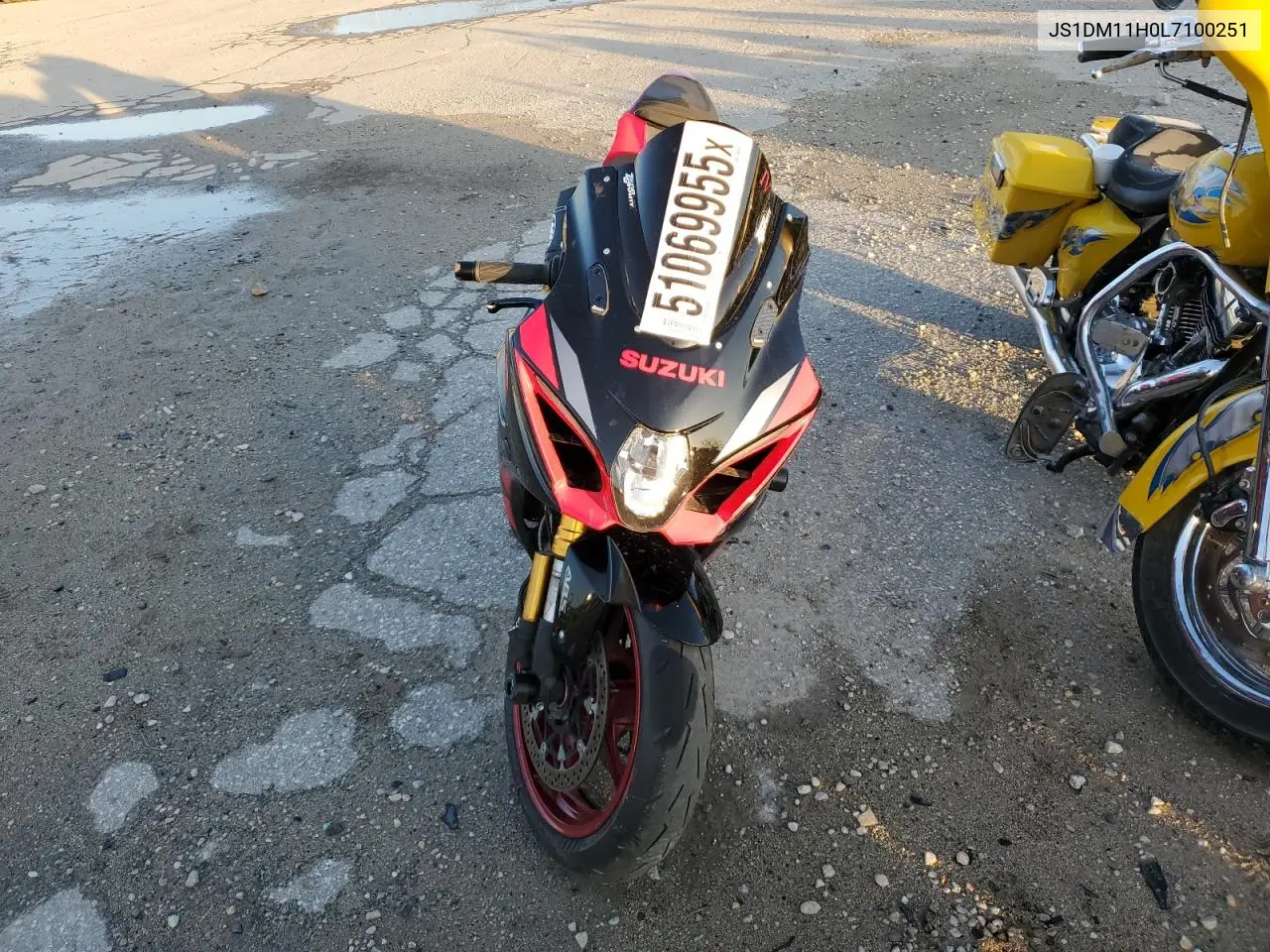 2020 Suzuki Gsx-R1000 R VIN: JS1DM11H0L7100251 Lot: 51069955