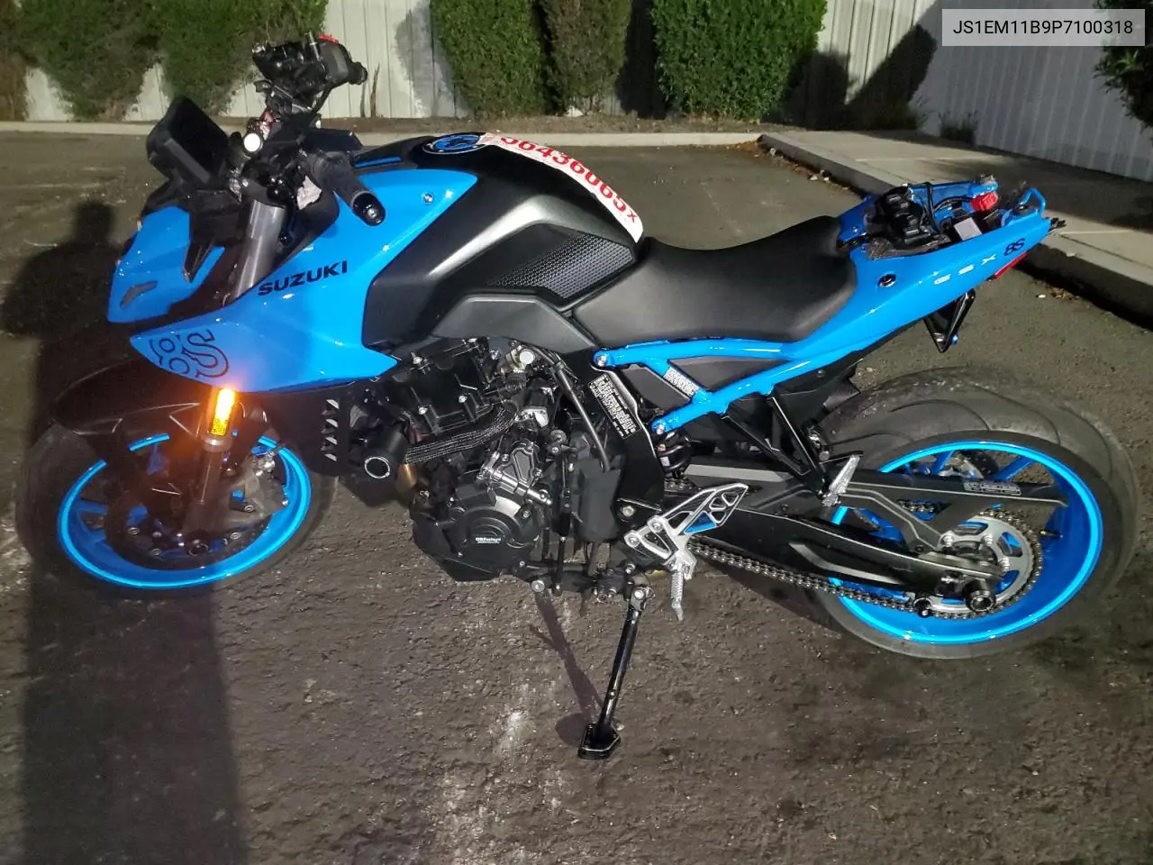 2023 Suzuki Gsx800 R VIN: JS1EM11B9P7100318 Lot: 56436065