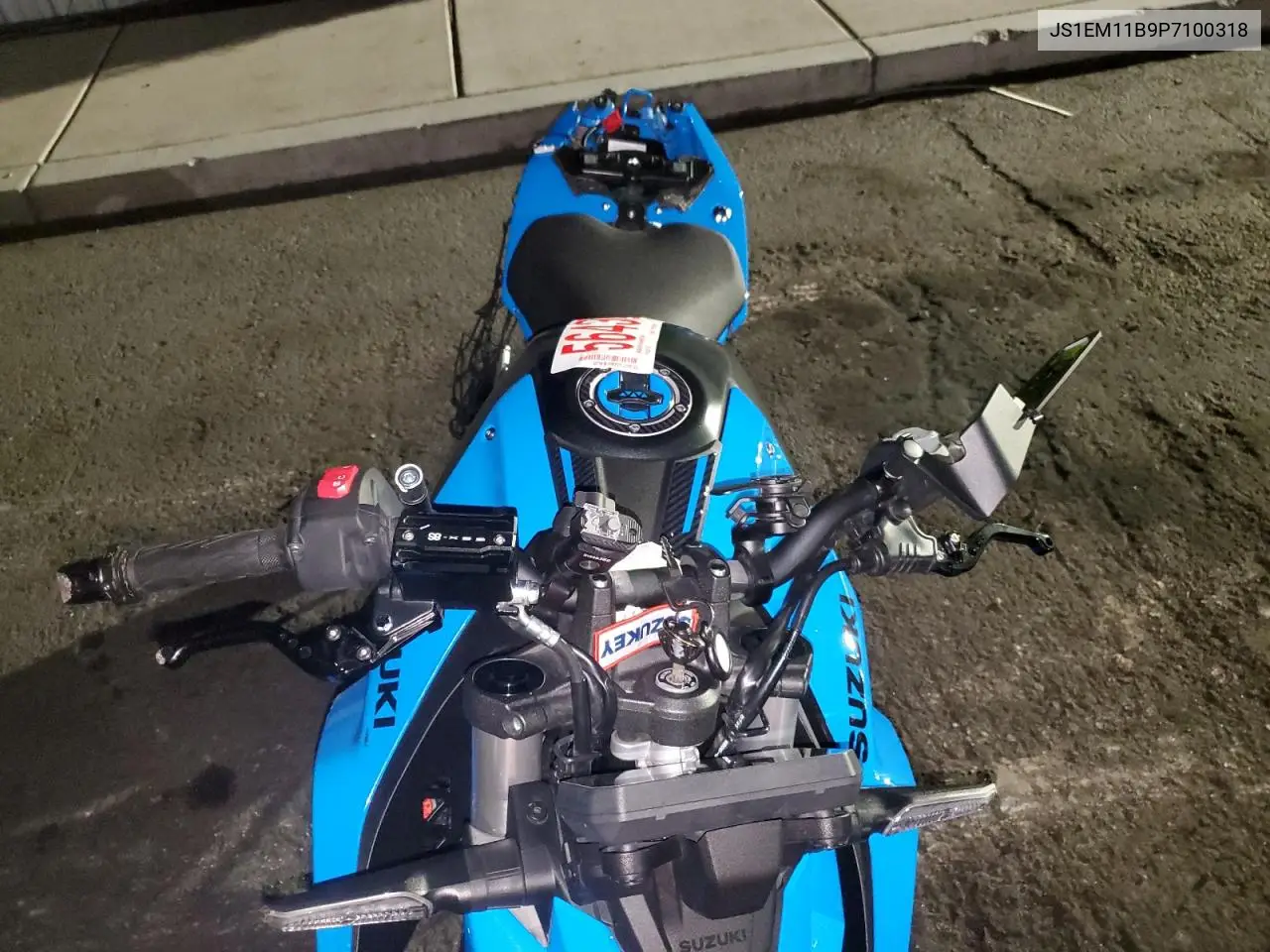 2023 Suzuki Gsx800 R VIN: JS1EM11B9P7100318 Lot: 56436065