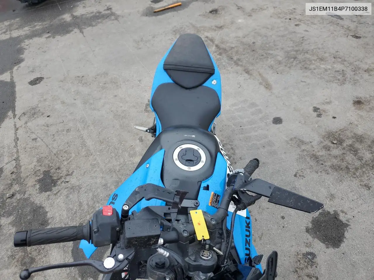 2023 Suzuki Gsx800 R VIN: JS1EM11B4P7100338 Lot: 59915395
