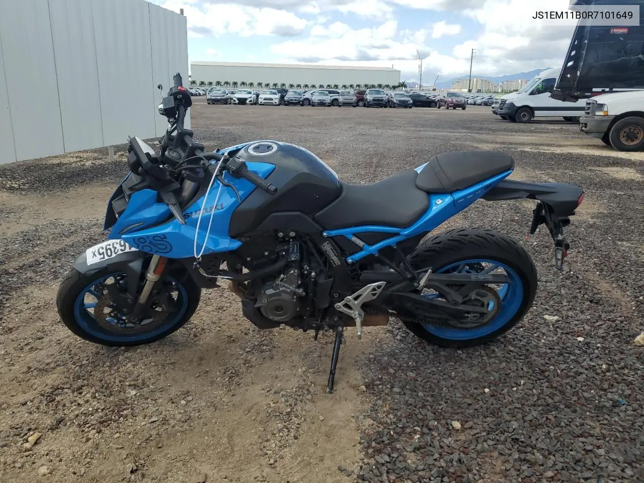 2024 Suzuki Gsx800 R VIN: JS1EM11B0R7101649 Lot: 52216395