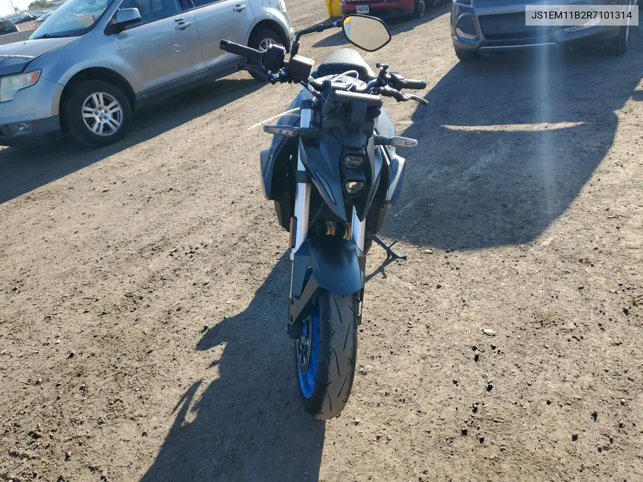 2024 Suzuki Gsx800 R VIN: JS1EM11B2R7101314 Lot: 56428615