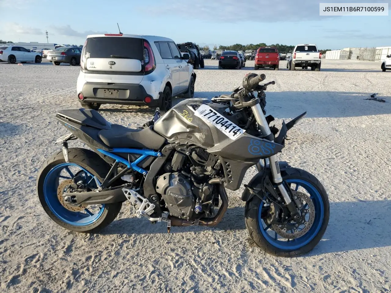 2024 Suzuki Gsx800 R VIN: JS1EM11B6R7100599 Lot: 60965715