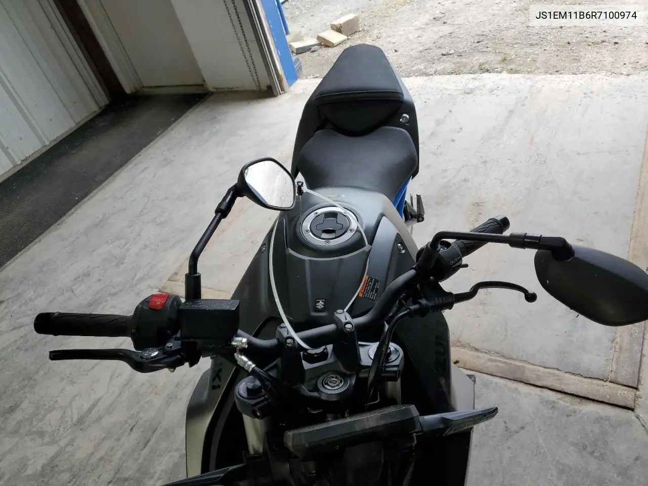 2024 Suzuki Gsx800 R VIN: JS1EM11B6R7100974 Lot: 61831535