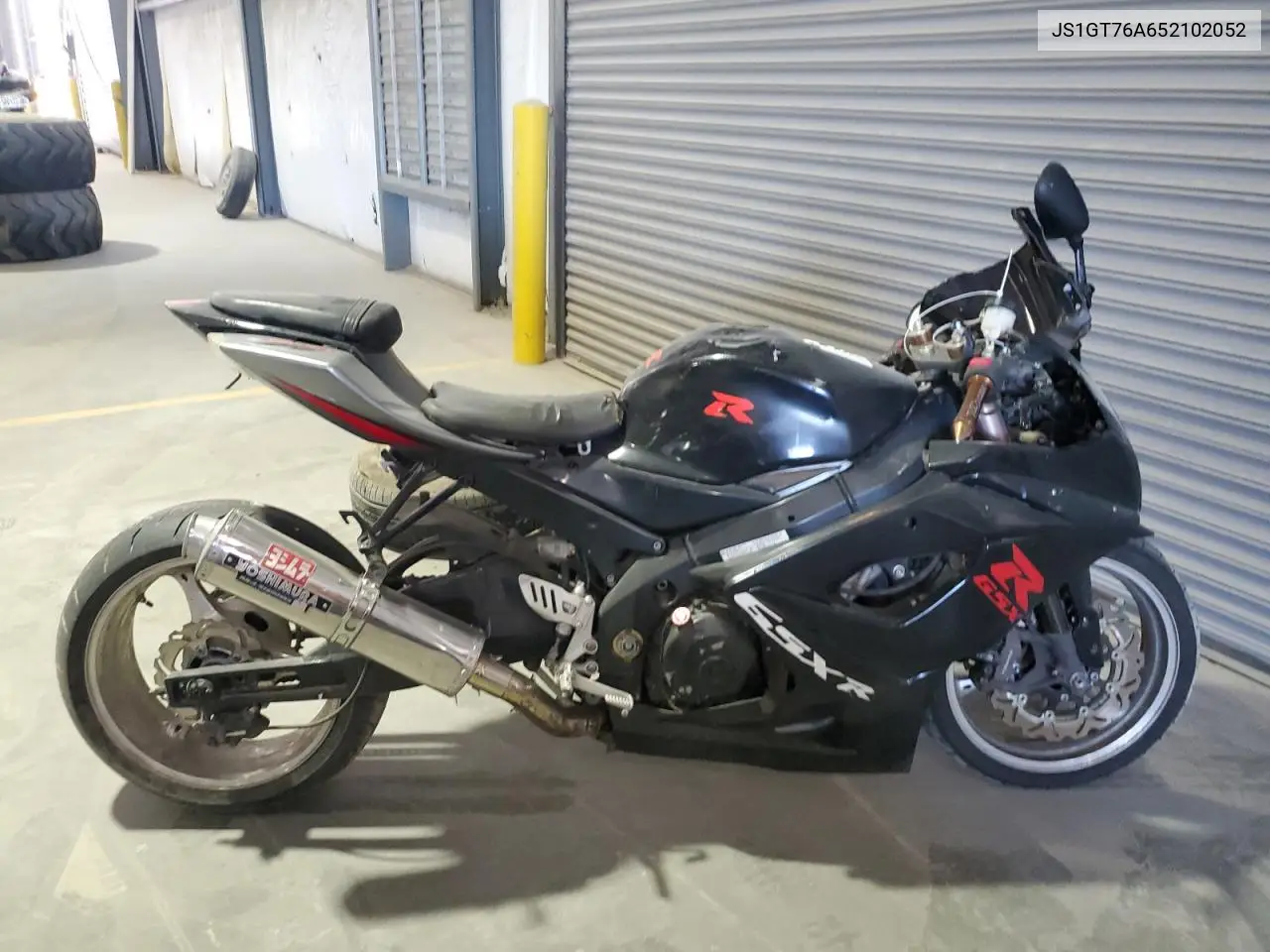 2005 Suzuki Gsx-R1000 VIN: JS1GT76A652102052 Lot: 55152275