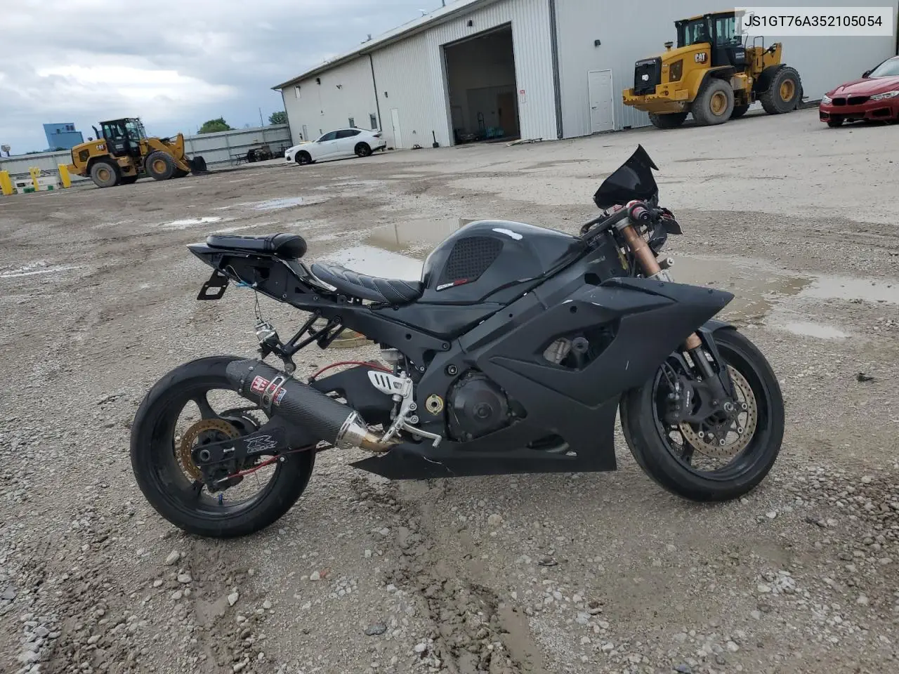 2005 Suzuki Gsx-R1000 VIN: JS1GT76A352105054 Lot: 61567875