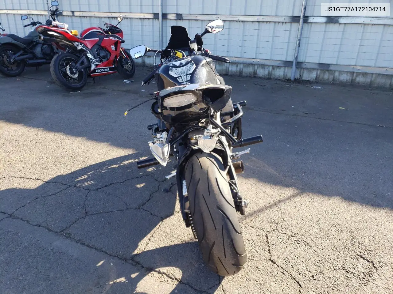 2007 Suzuki Gsx-R1000 VIN: JS1GT77A172104714 Lot: 47204234