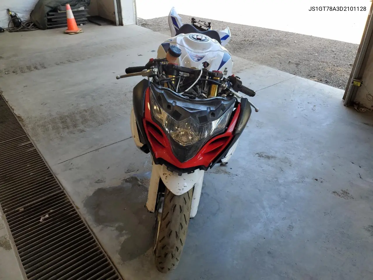 2013 Suzuki Gsx-R1000 VIN: JS1GT78A3D2101128 Lot: 63102135
