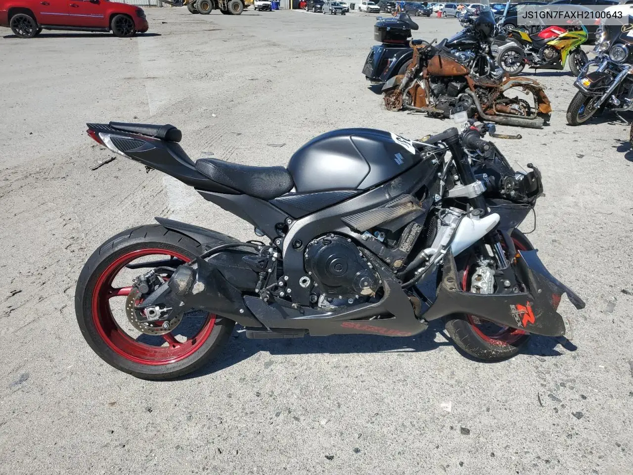 2017 Suzuki Gsx-R600 VIN: JS1GN7FAXH2100643 Lot: 50178595