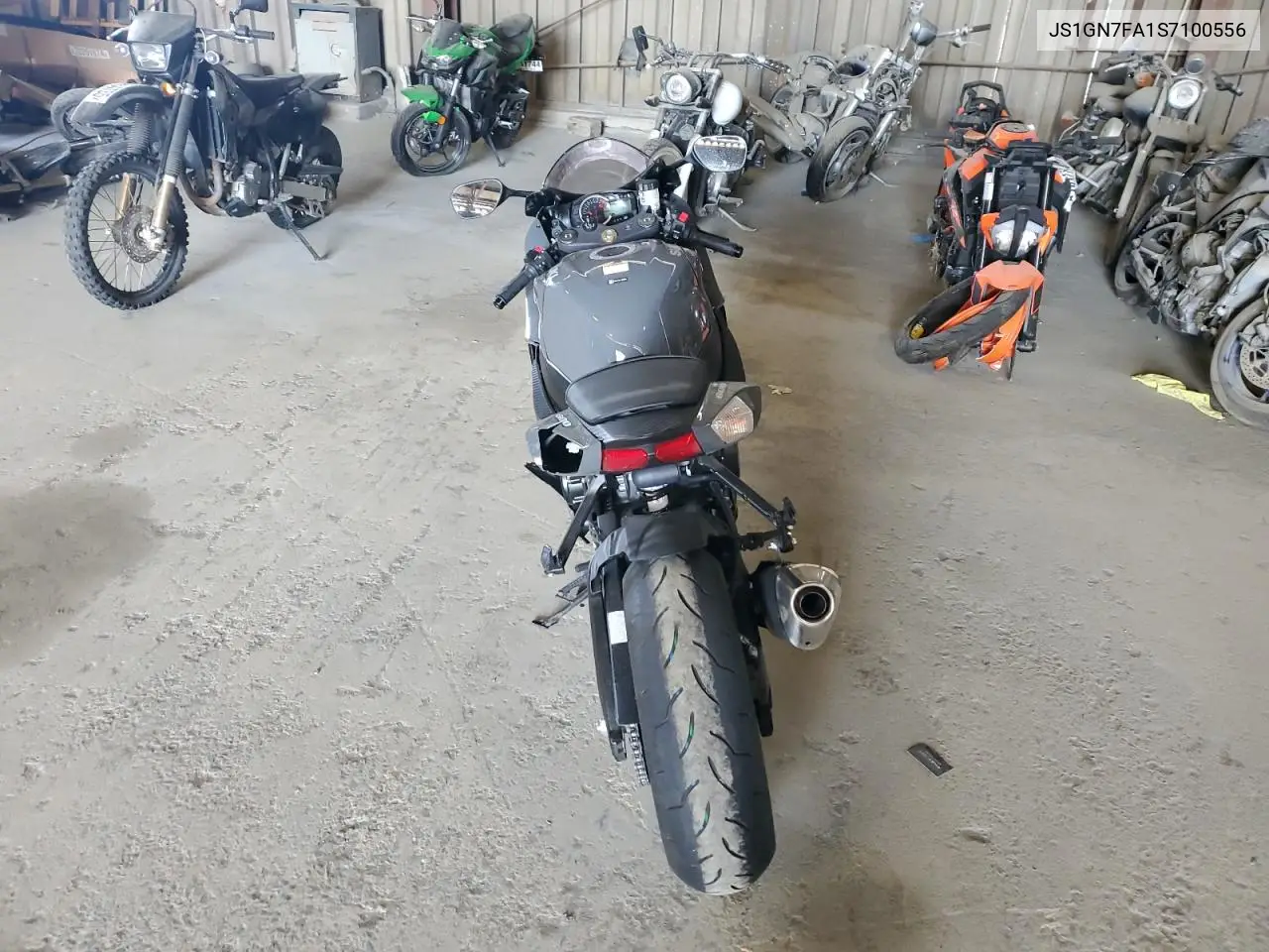 2025 Suzuki Gsx-R600 VIN: JS1GN7FA1S7100556 Lot: 54655675