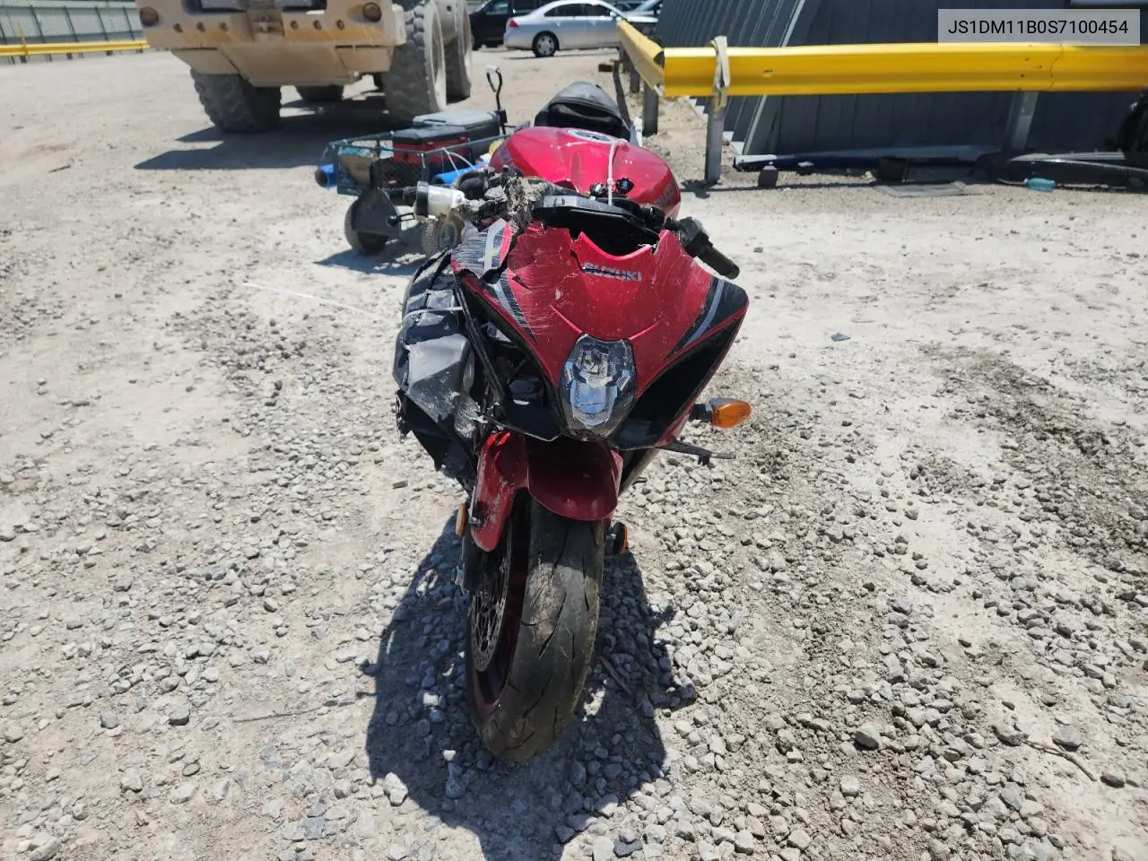 2025 Suzuki Gsx-R1000 VIN: JS1DM11B0S7100454 Lot: 61820745