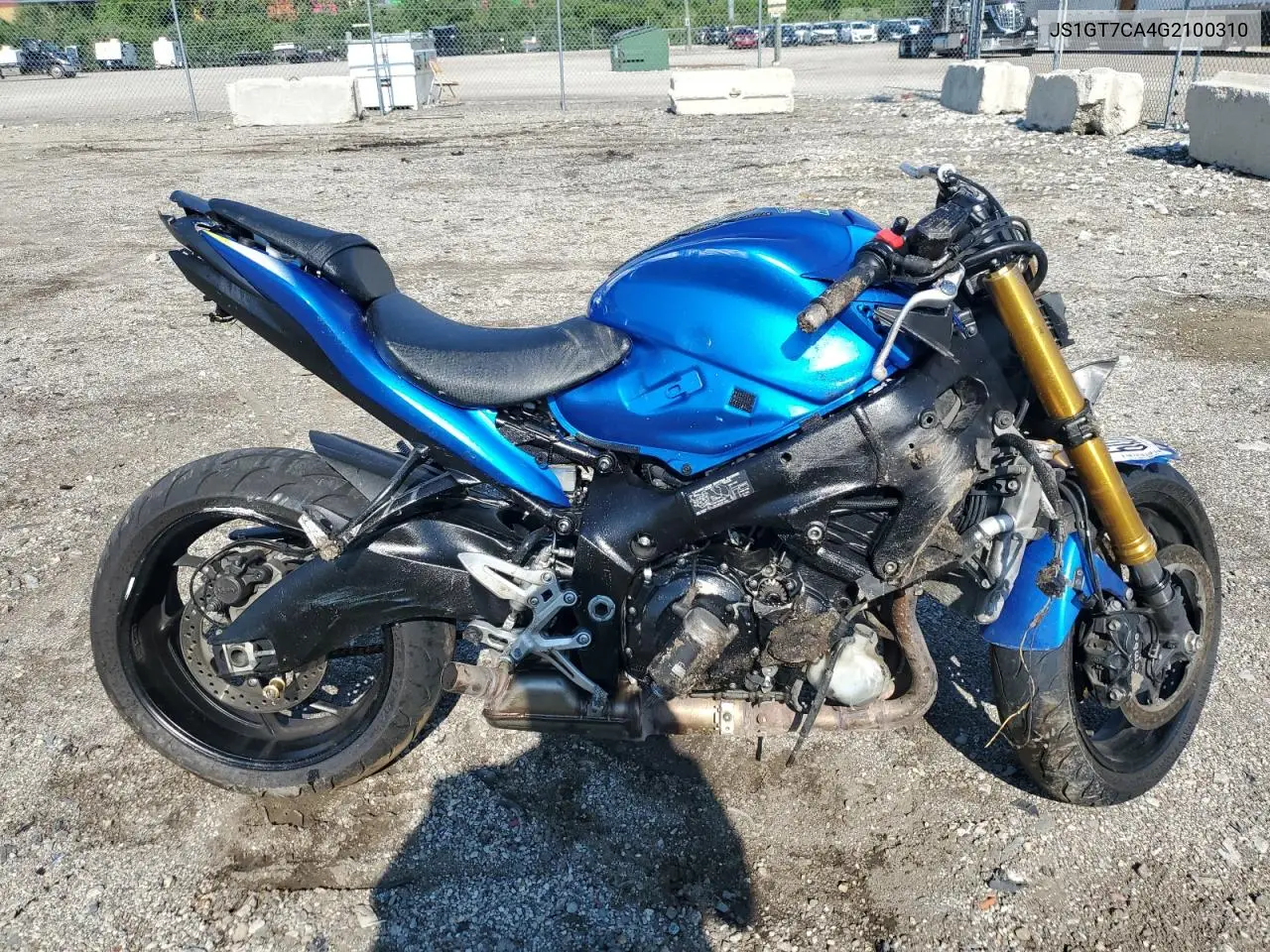 2016 Suzuki Gsx-S1000F VIN: JS1GT7CA4G2100310 Lot: 60201275